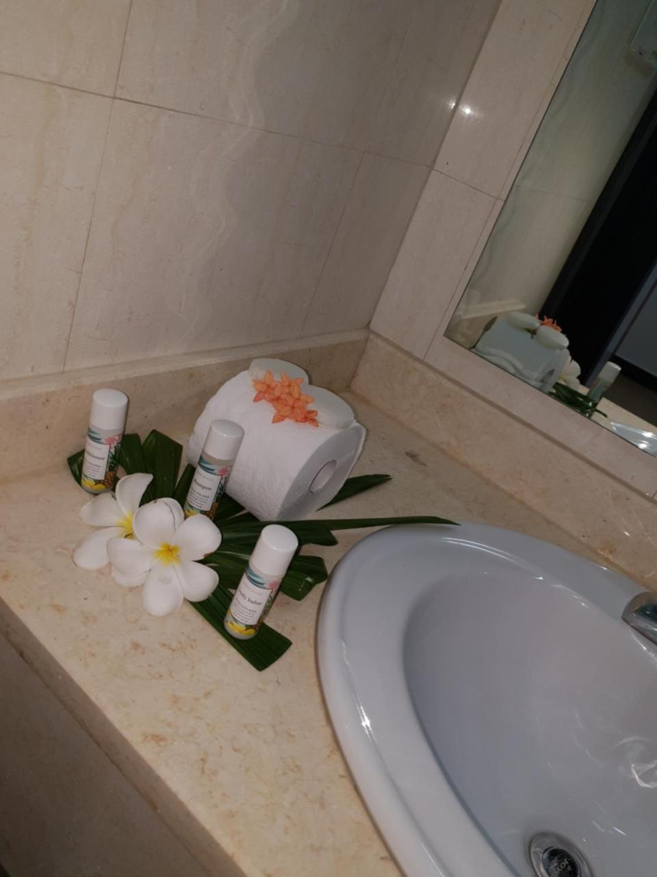 Nasau Resort & Villas Нади Екстериор снимка